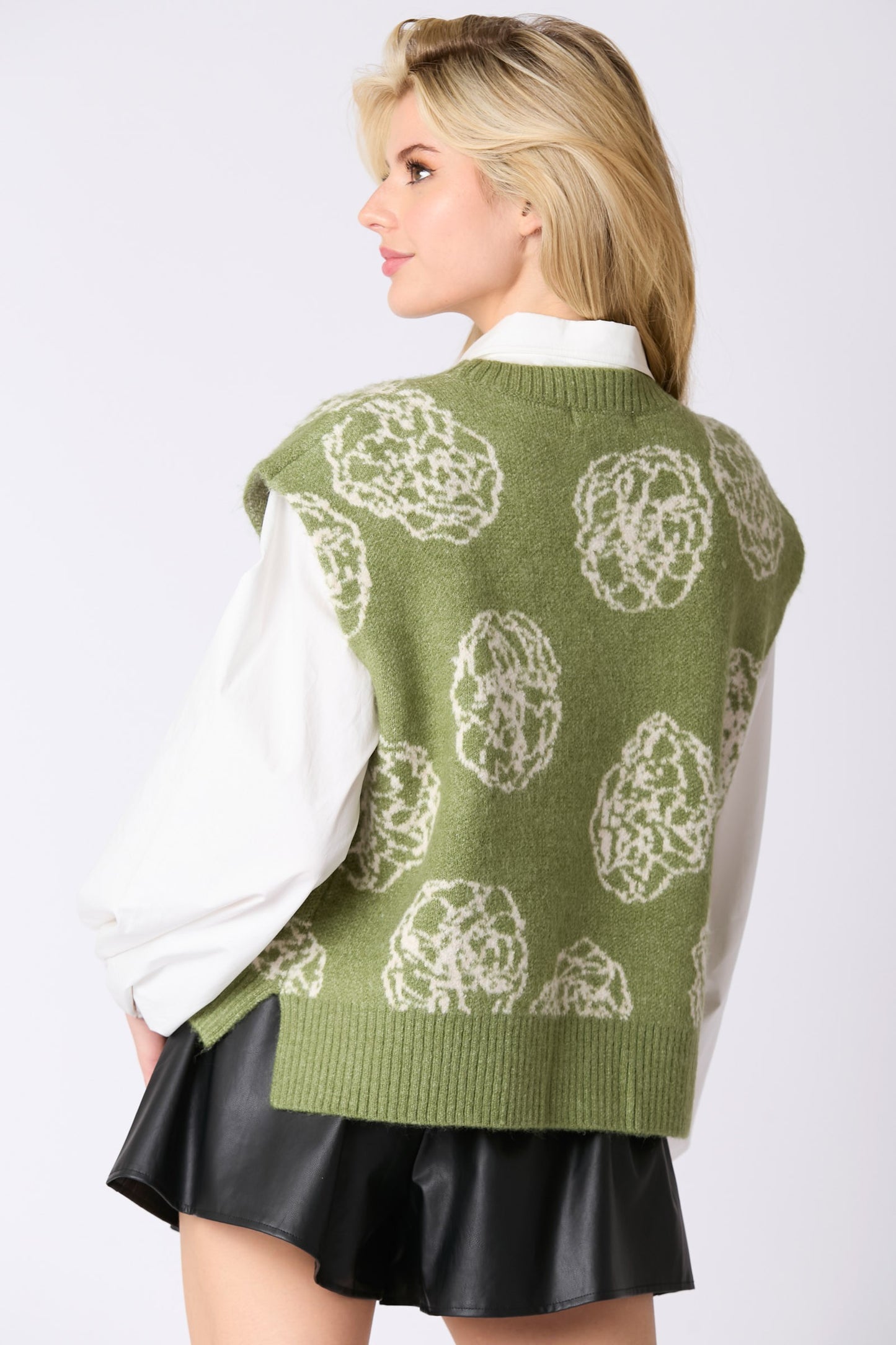 Sage Round Neck Sweater Vest