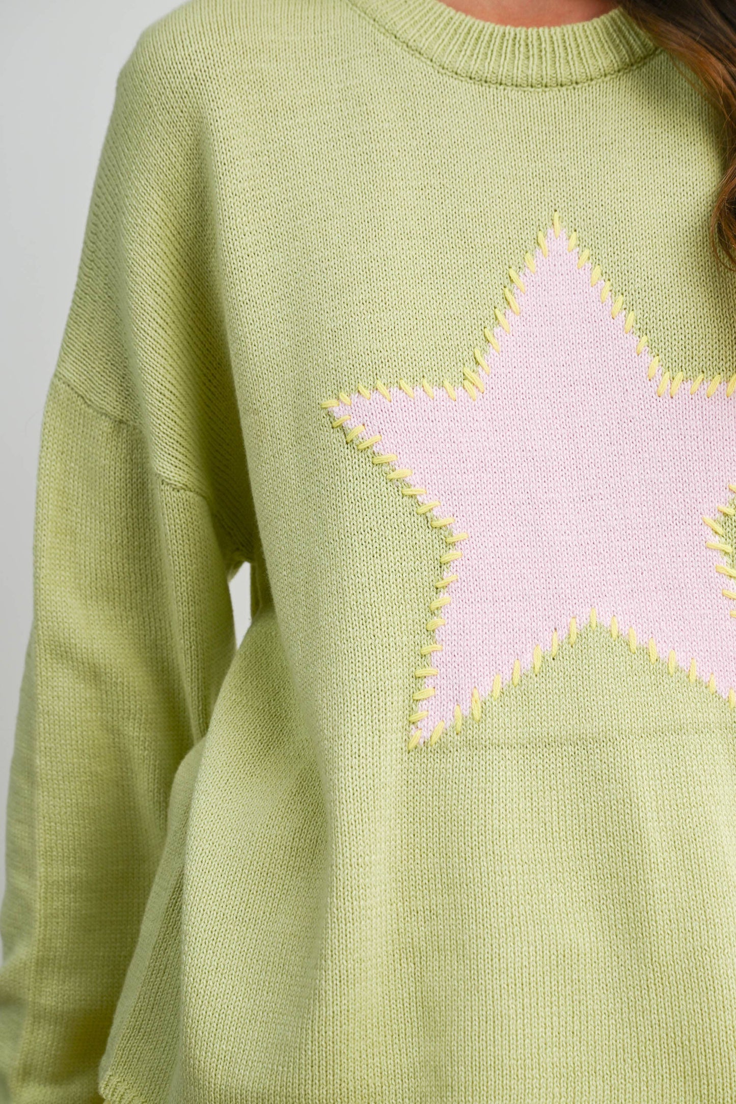 Bold Star Sweater - GREEN