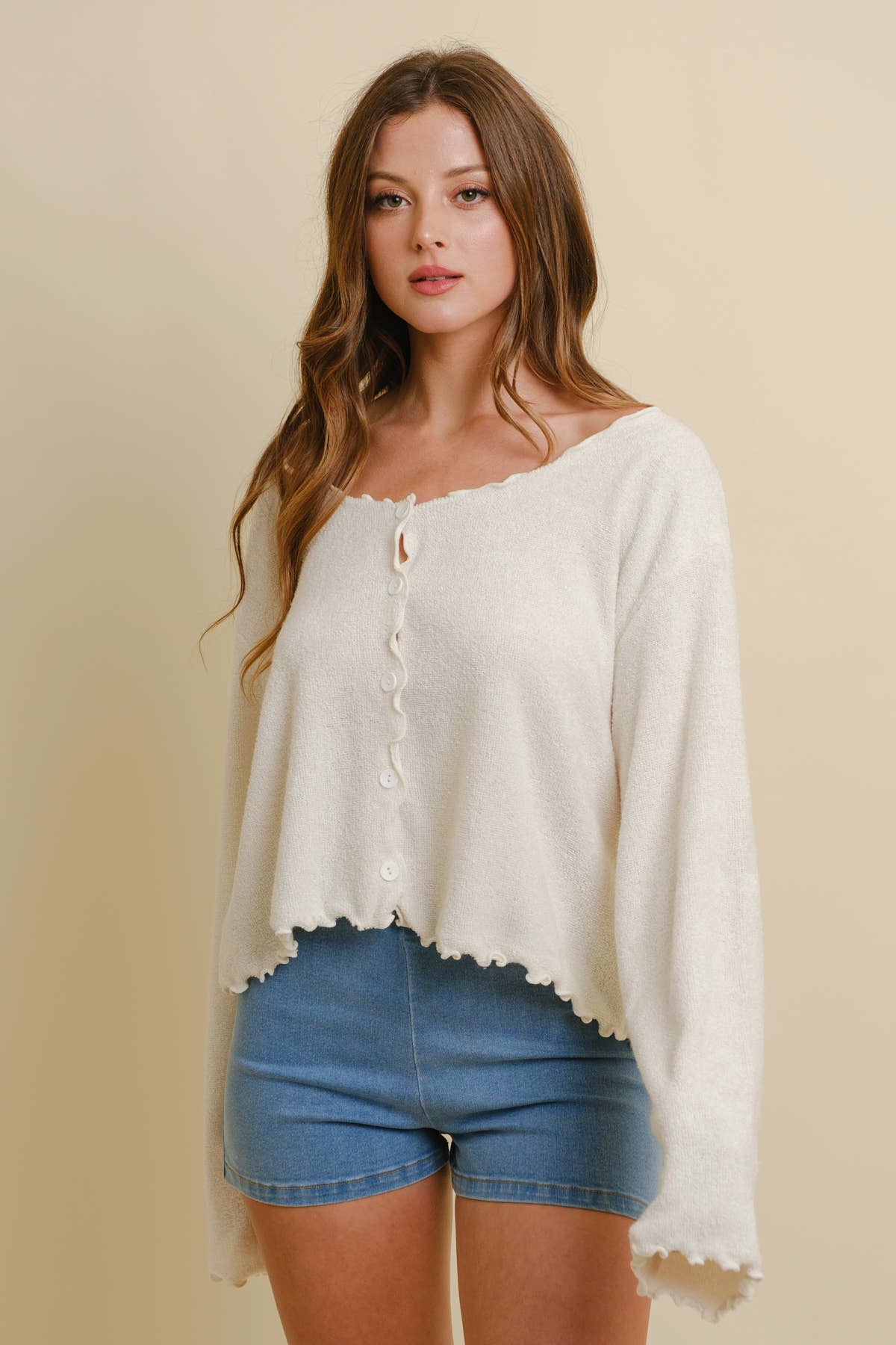 Scallop Trim Button Top