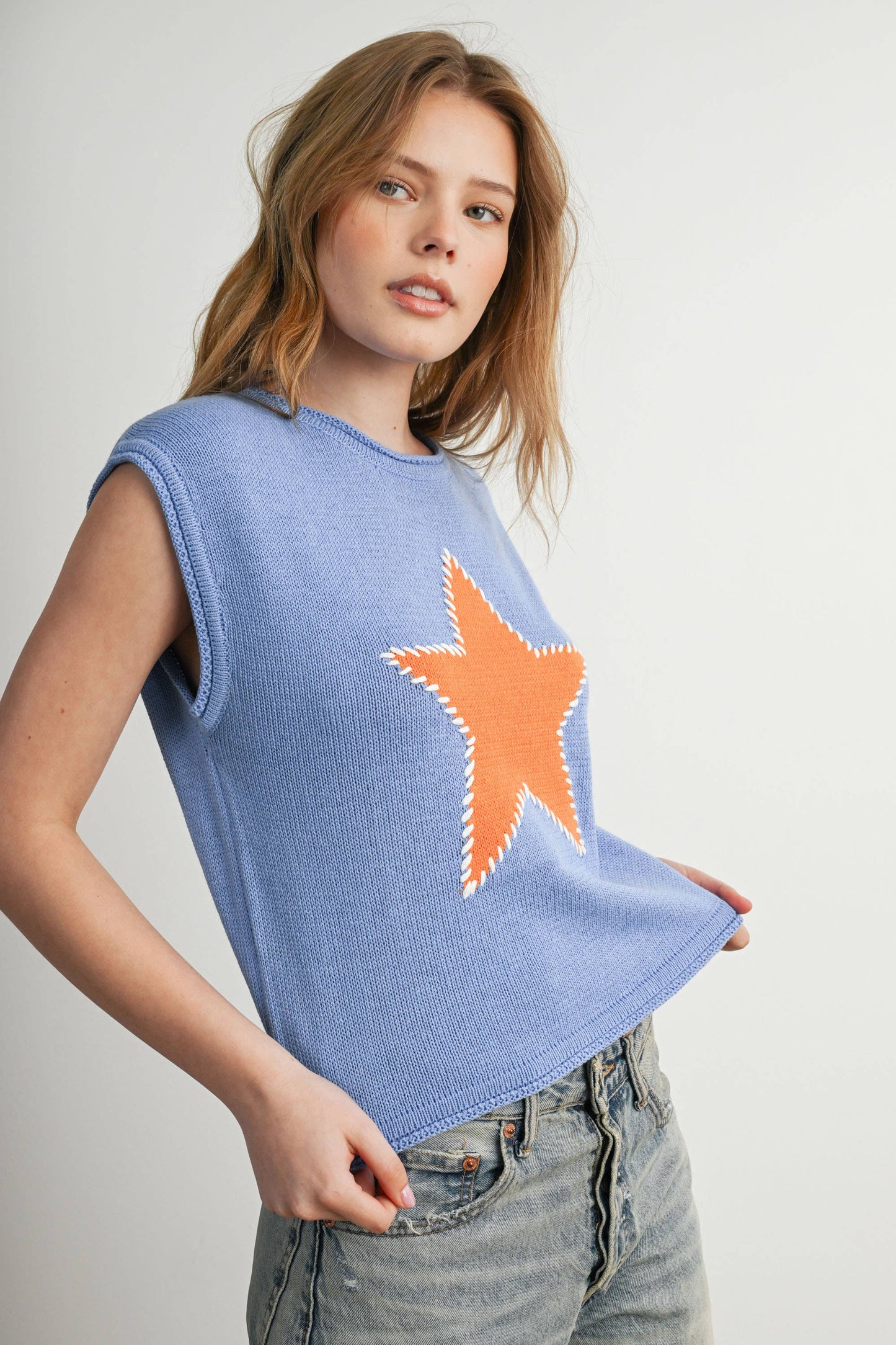 Star Graphic Sweatshirt - BLUE
