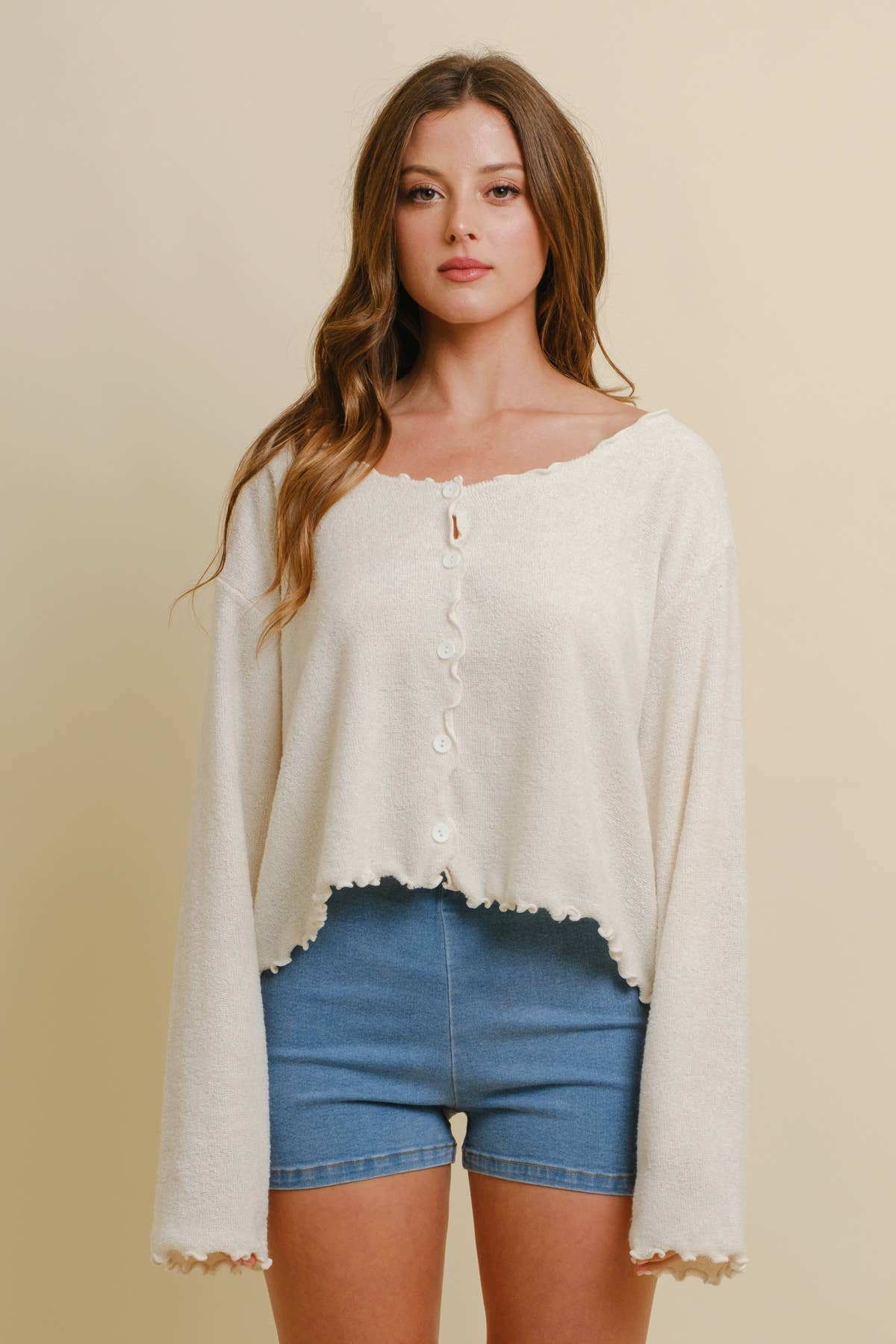 Scallop Trim Button Top