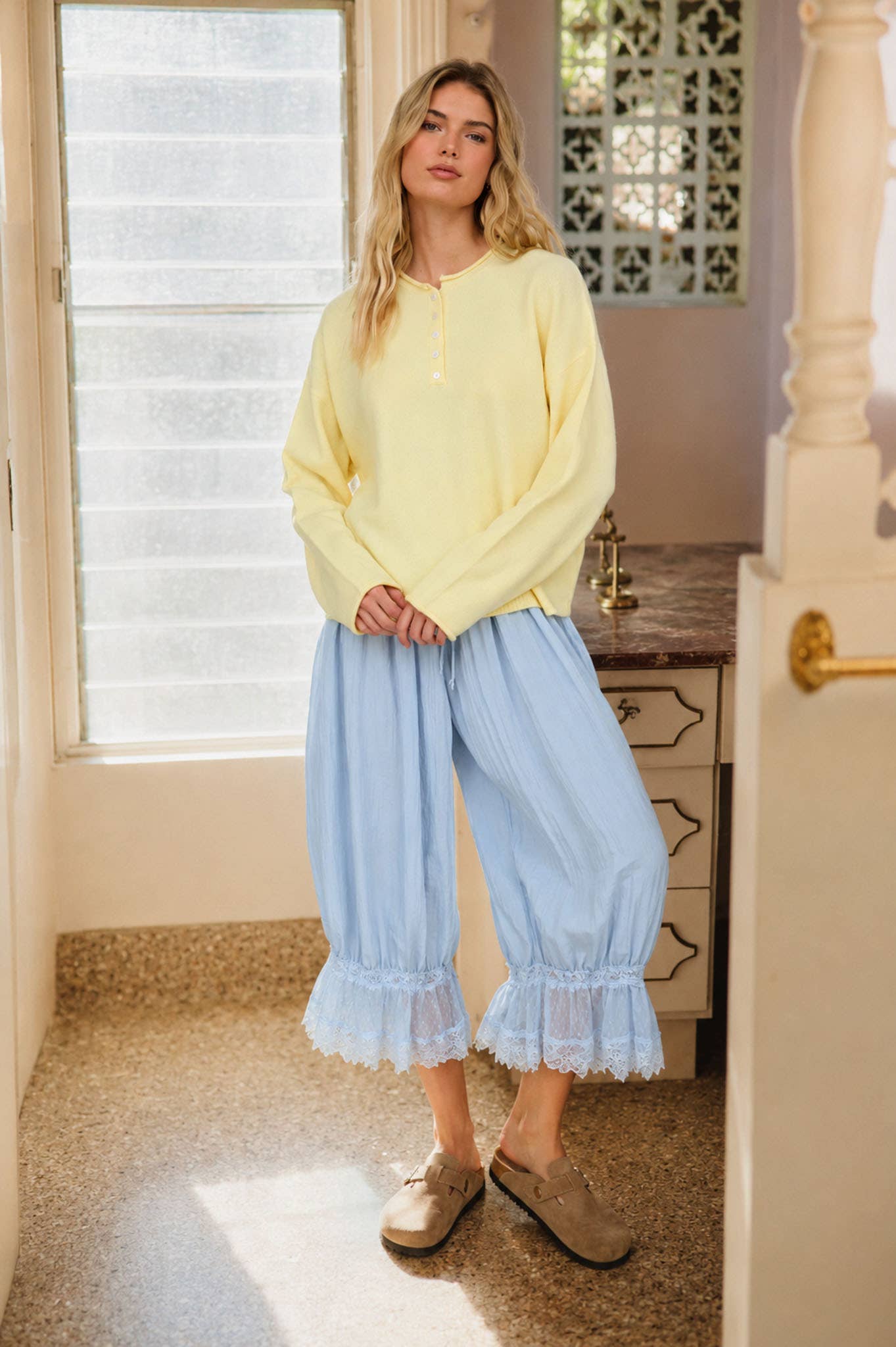 Buttercup Breeze Pullover