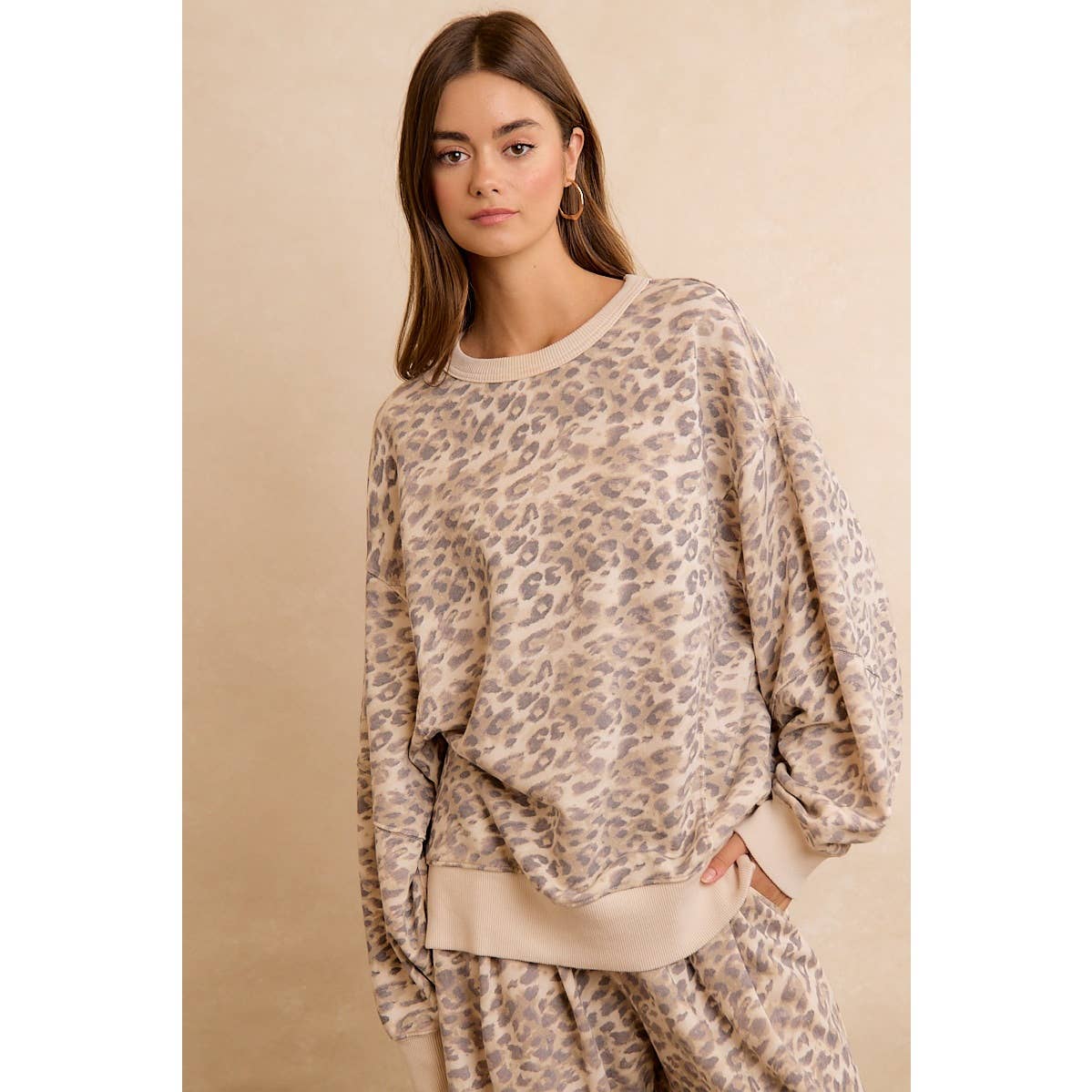Leopard Print Pullover Sweatshirt