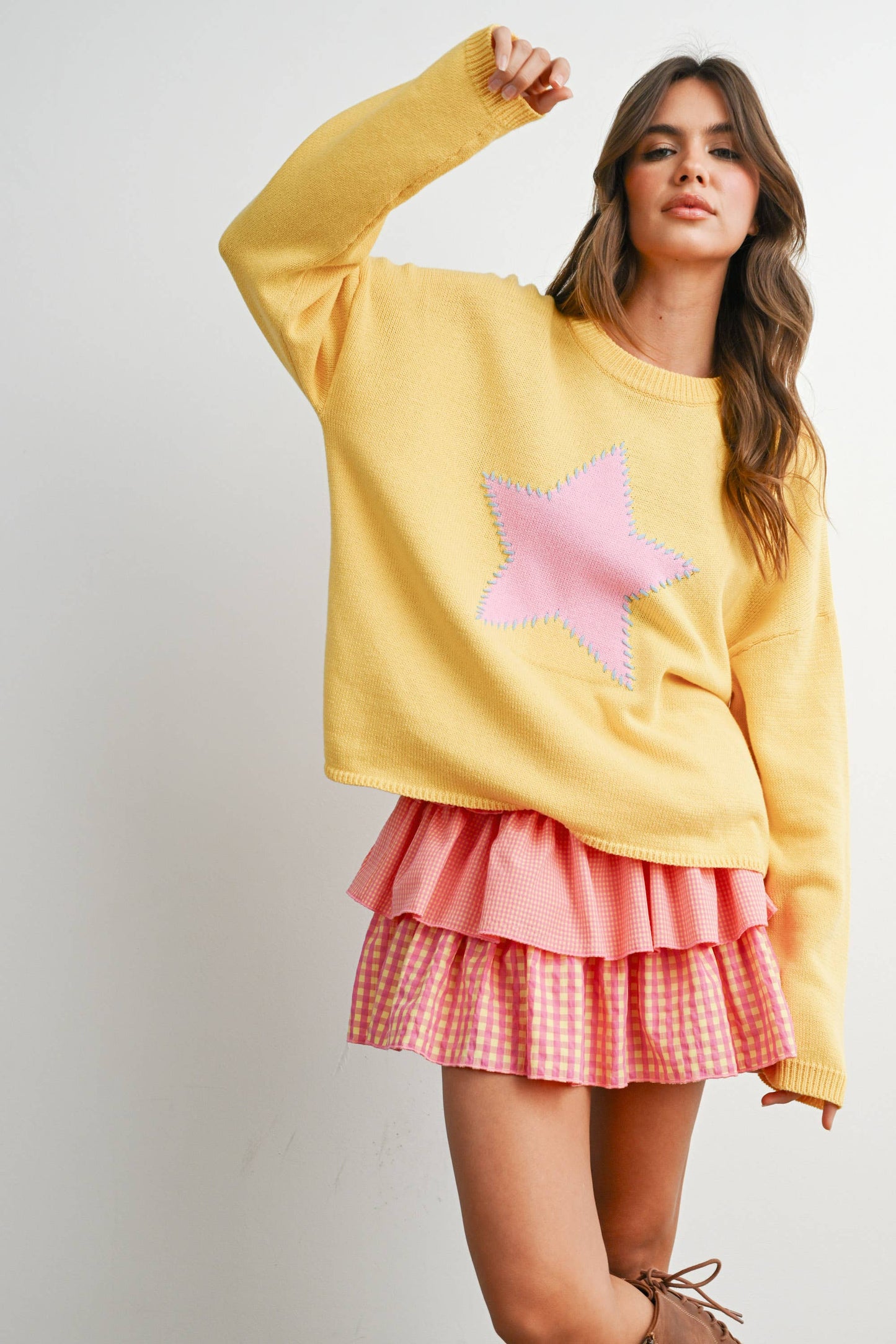 Bold Star Sweater - YELLOW