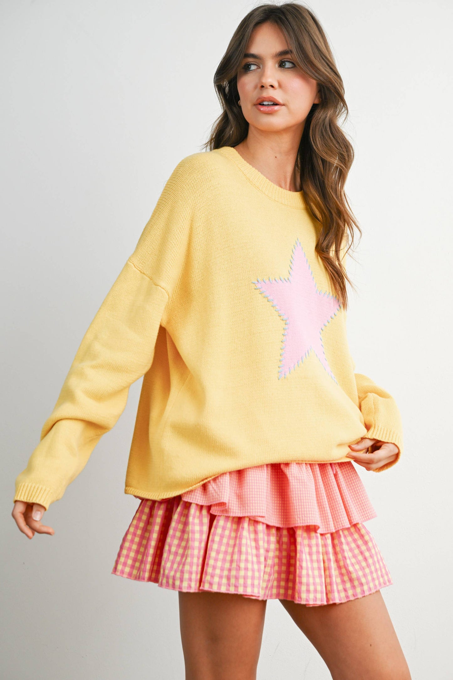 Bold Star Sweater - YELLOW