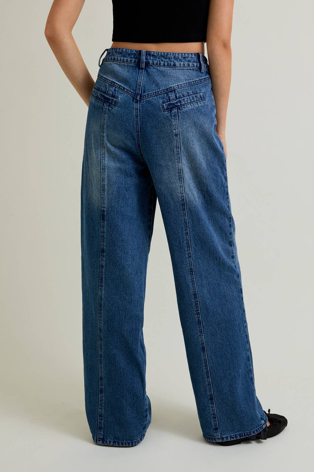 Mid-Rise Wide Leg Jeans
