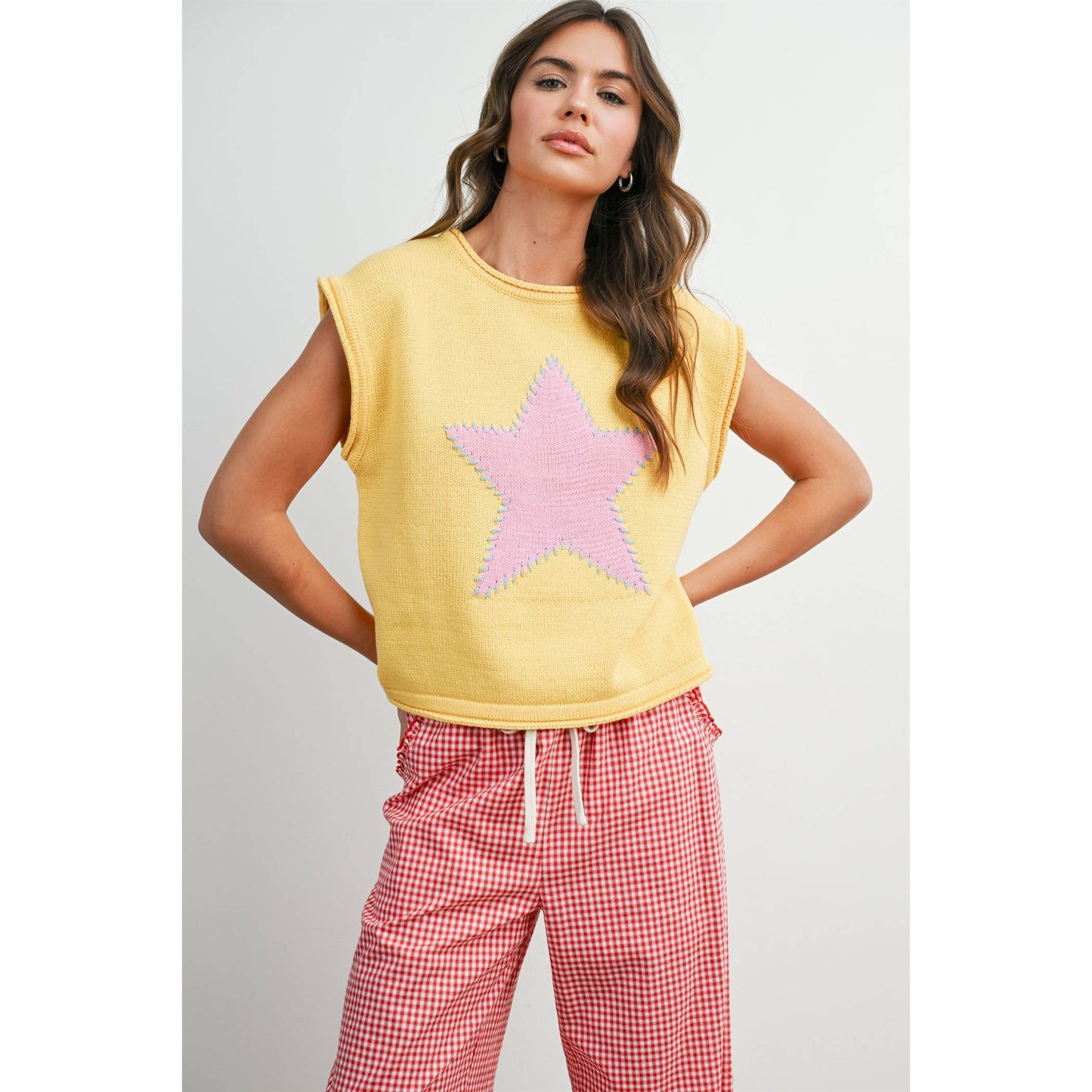 Star Graphic Sweatshirt - YELLOW