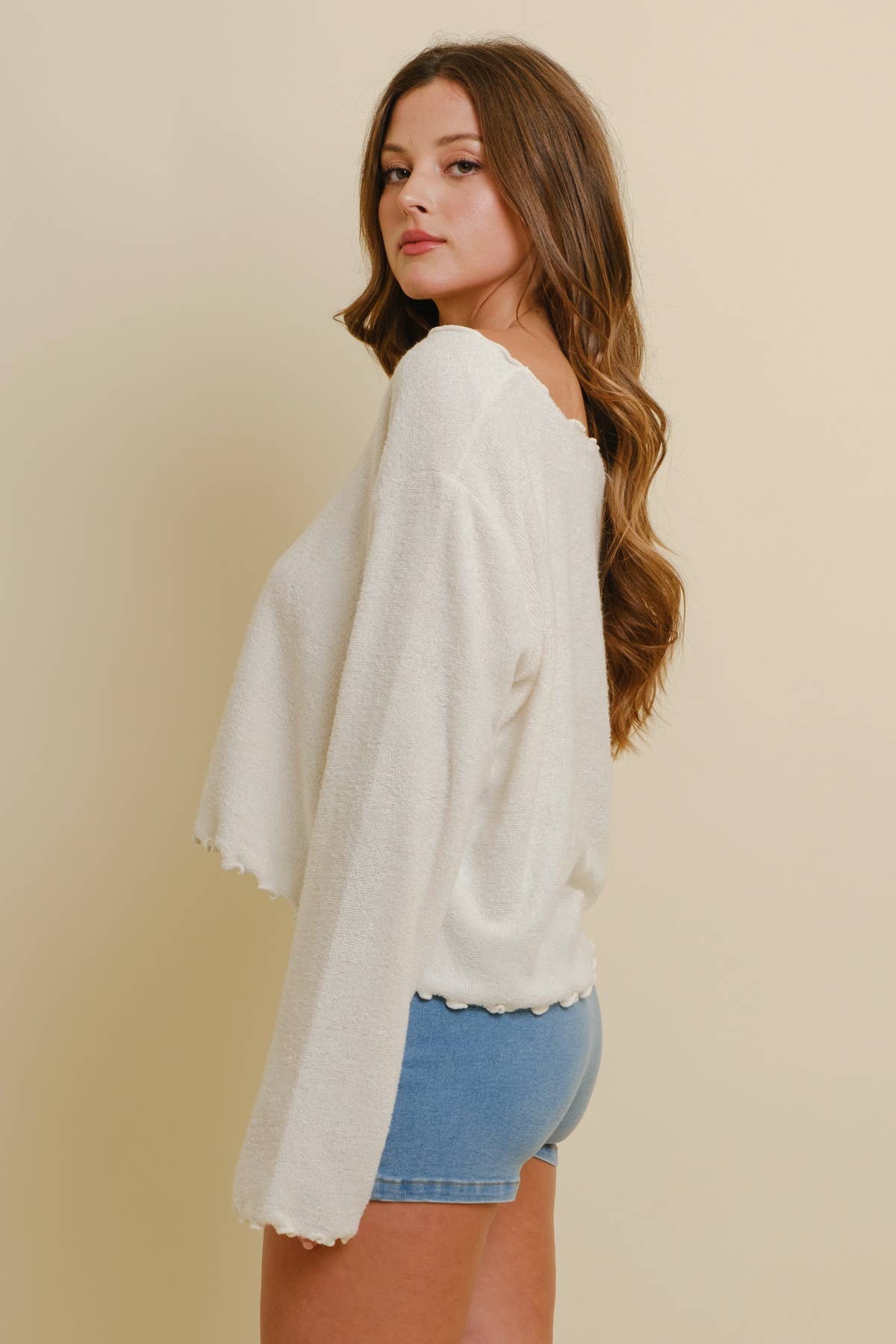 Scallop Trim Button Top